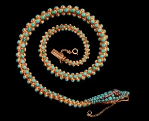 Colar de cobra, 1844 (ouro com diamantes lapidados, granadas e turquesas)